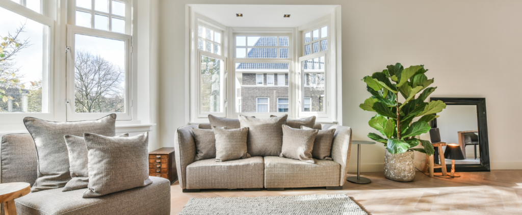 10 Minute Guidelines to set your living room into a hub of Positivity: A Vastu Compliant Space!